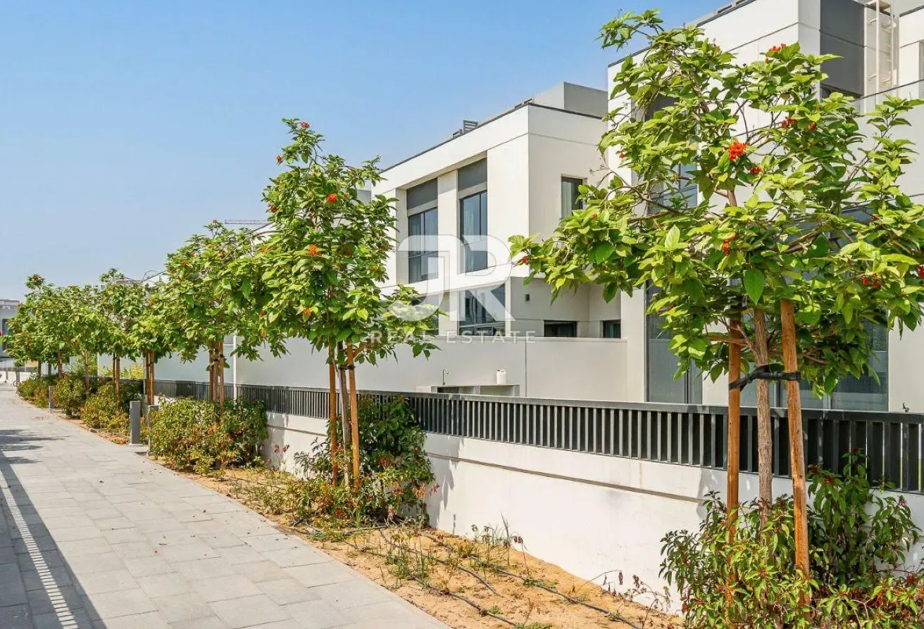 Family Community | Bright & Spacious | Modern 3BR