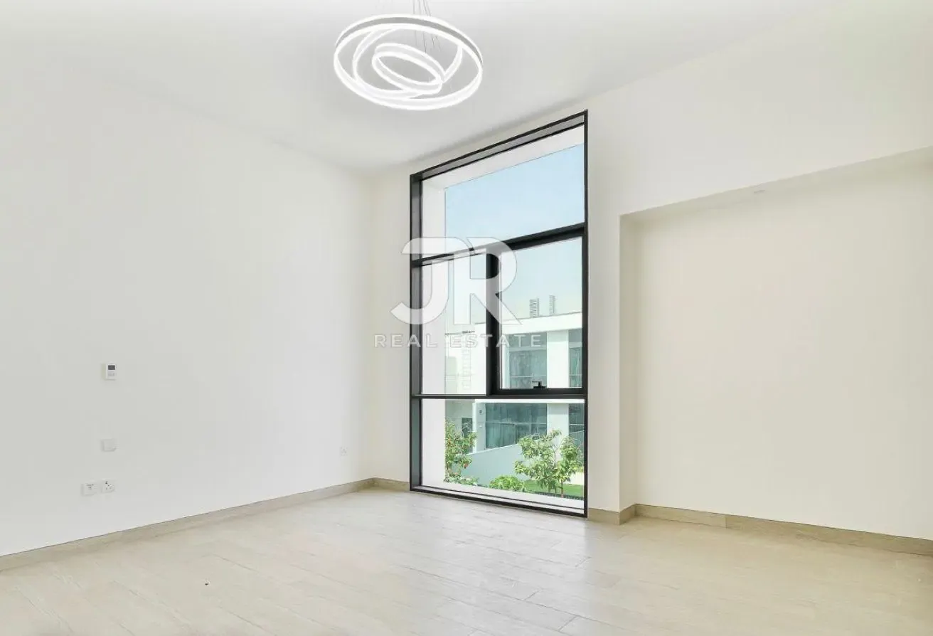 Family Community | Bright & Spacious | Modern 3BR