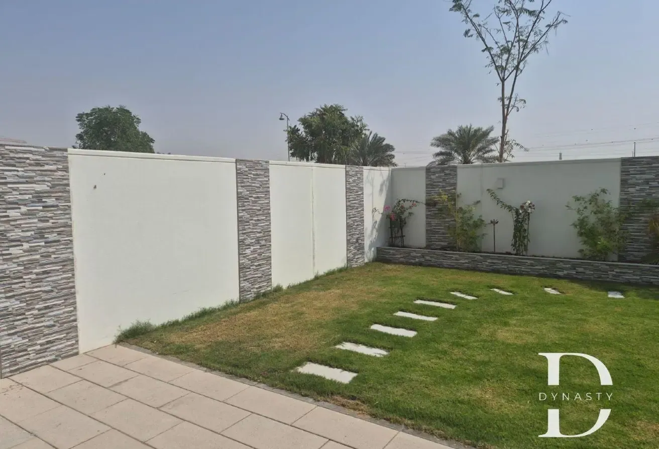 Semi-furnished | Landscaped | Community Views