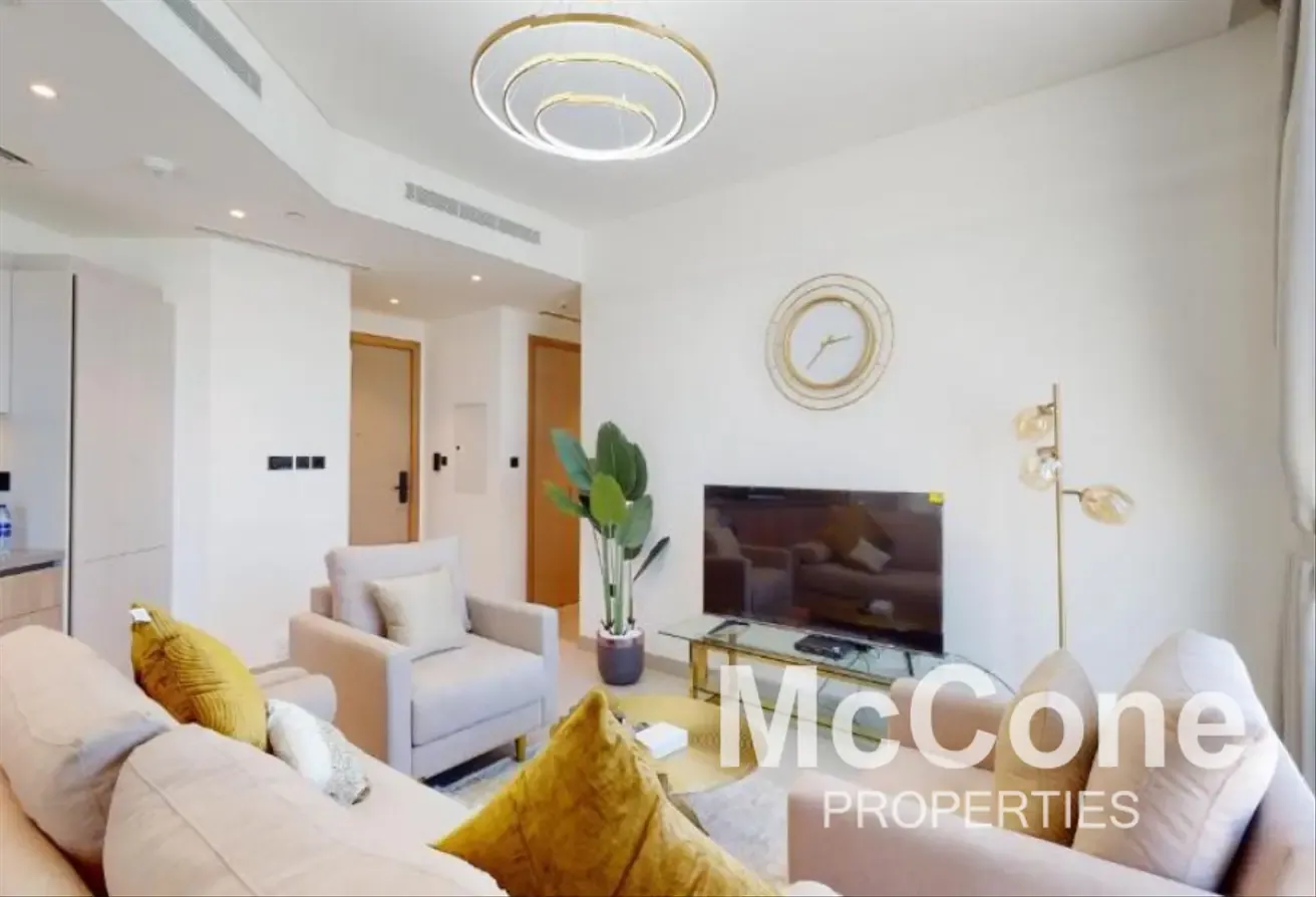Spacious Layout | Fully Furnished | Available Sep