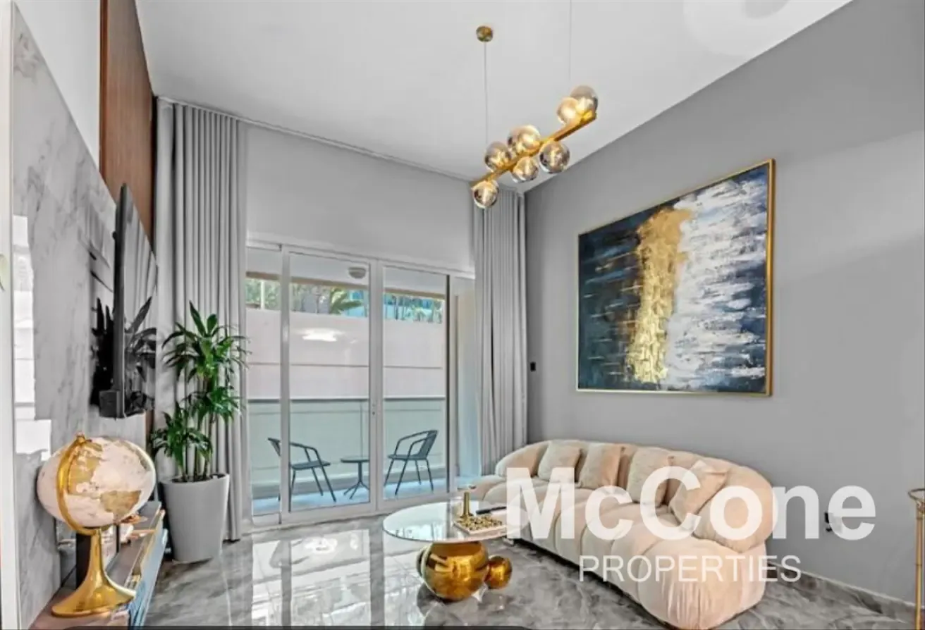 Spacious Layout | Fully Furnished | Available Sep
