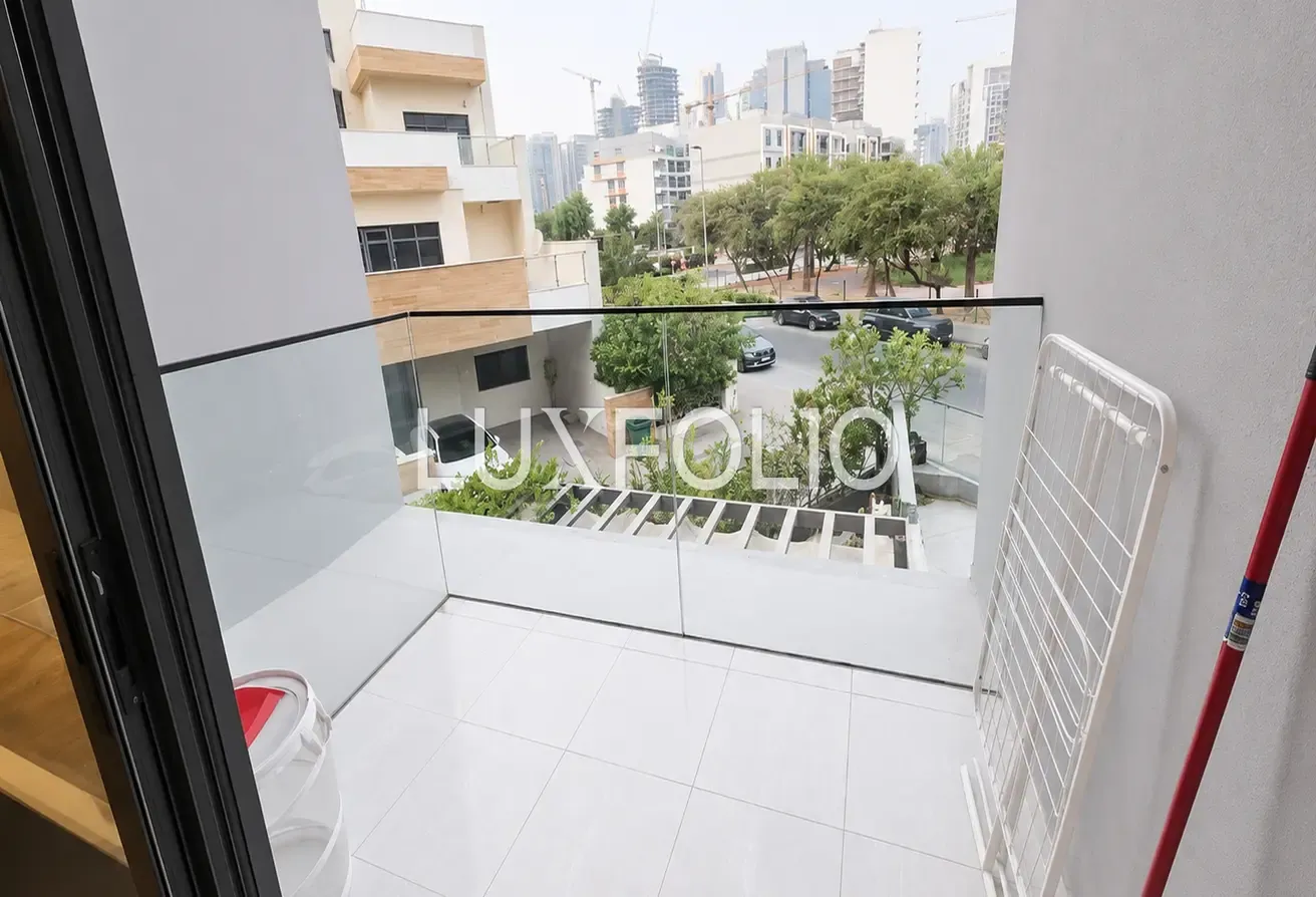 Fully Furnished | Multiple Cheques | Vacant Soon