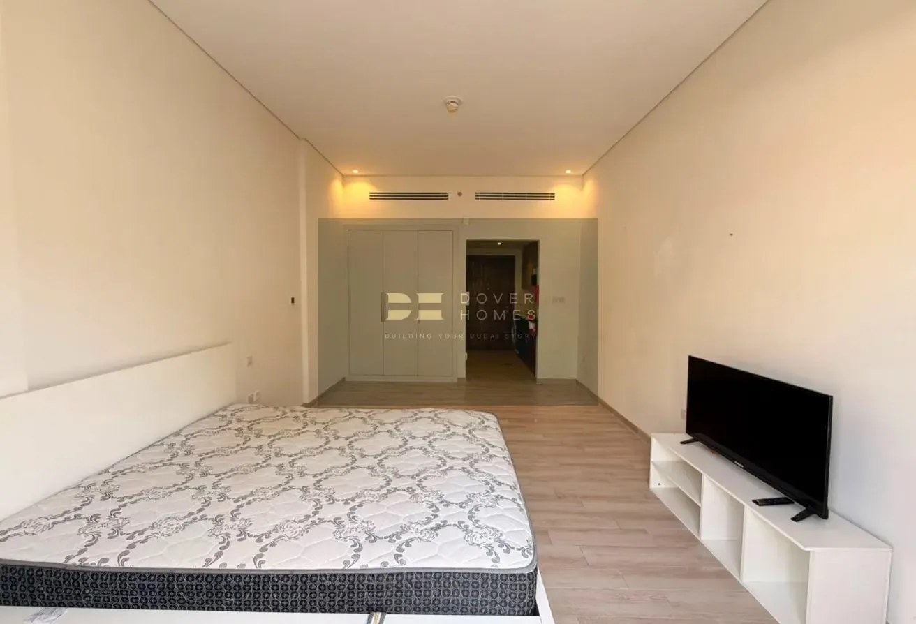 Ready to move | Spacious Layout | Community View