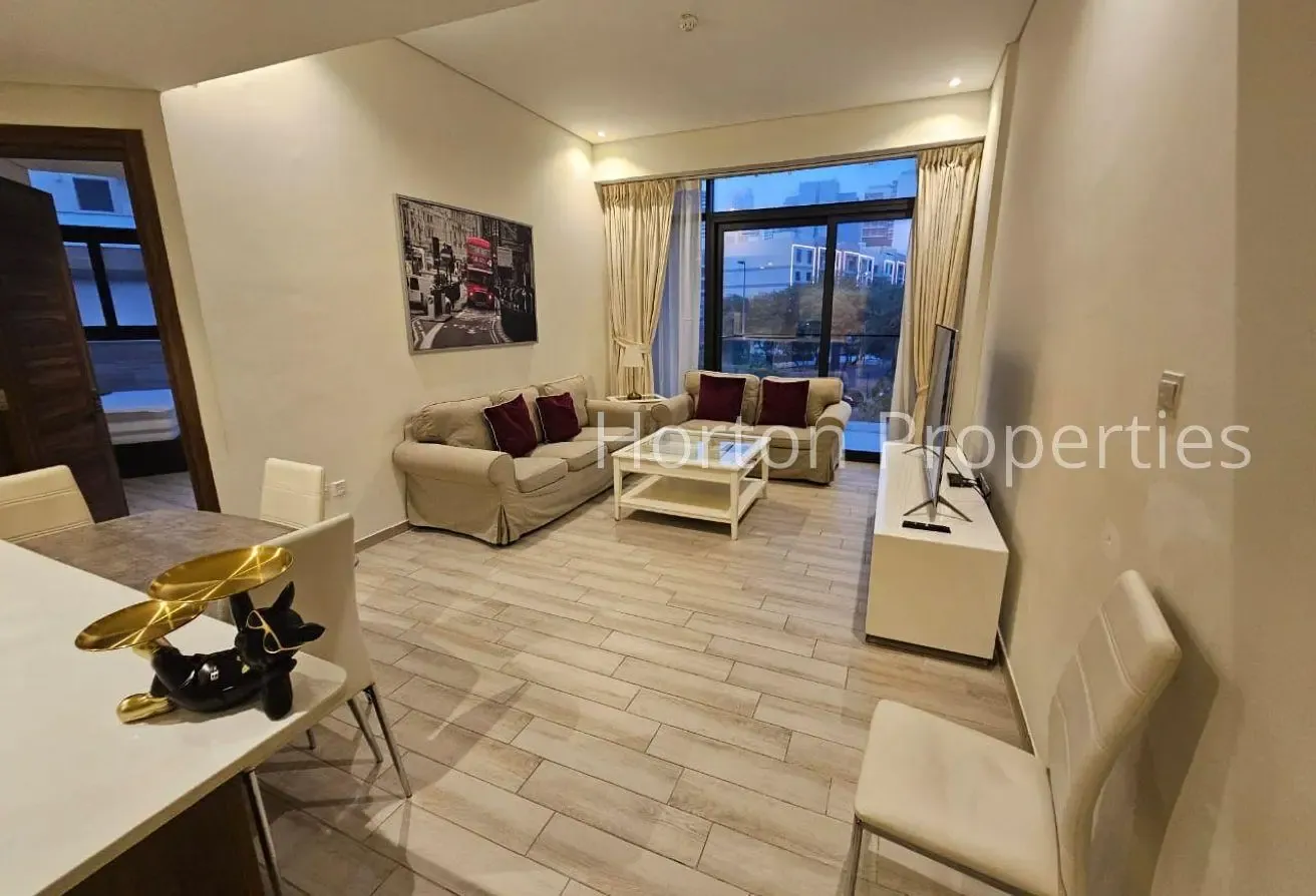 FURNISHED I 12 CHEQUES I VACANT ON 14 AUGUST