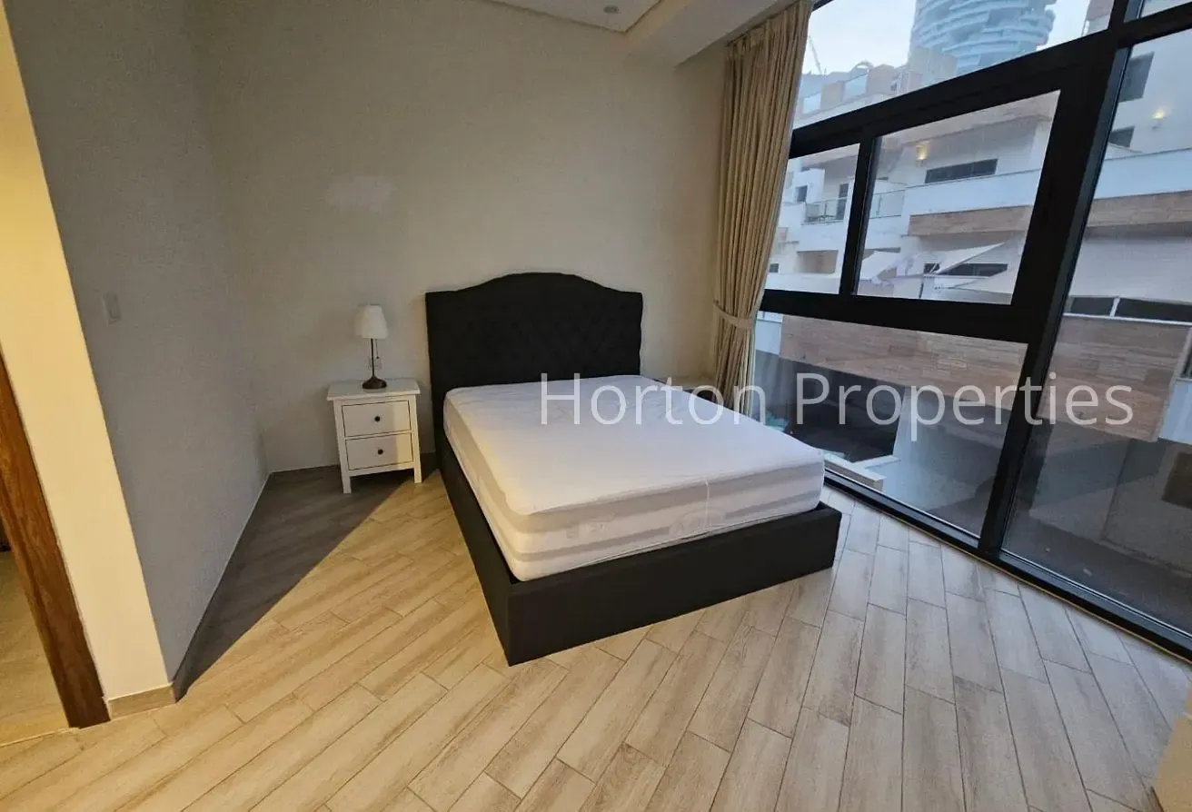 FURNISHED I 12 CHEQUES I VACANT ON 14 AUGUST
