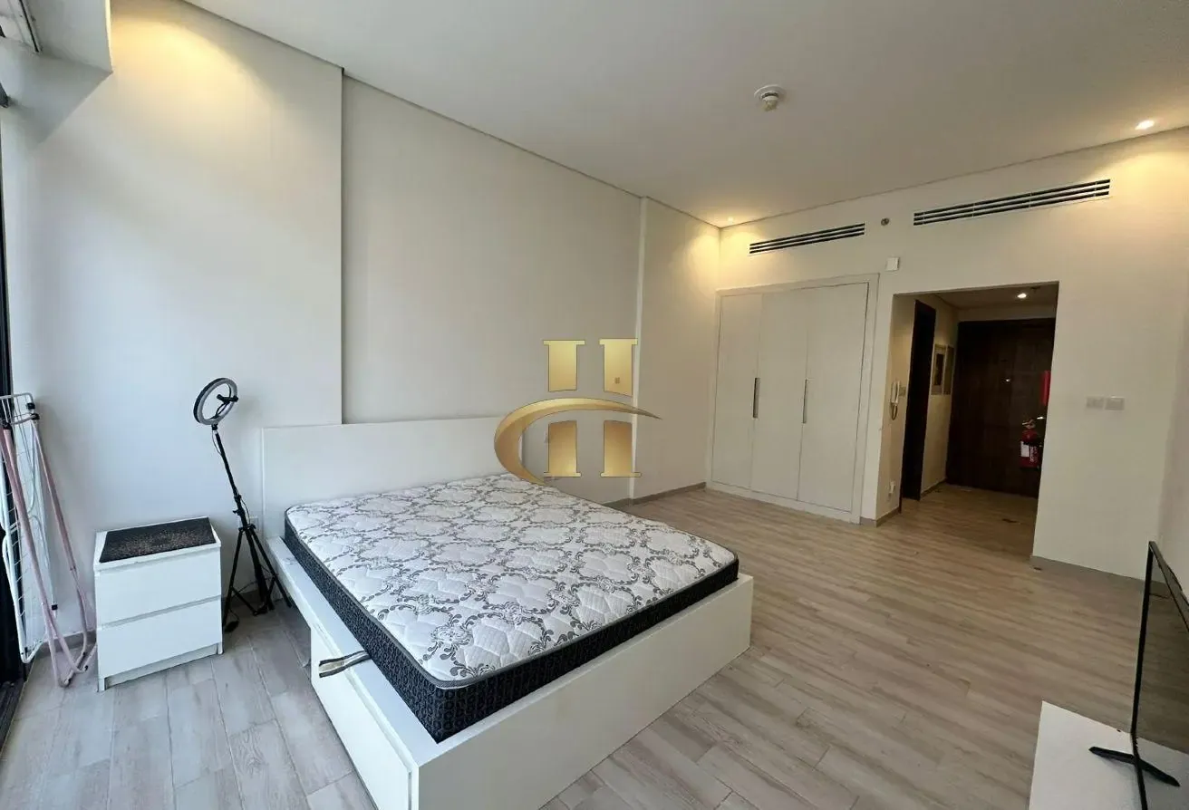 Fully furnished | Luxury living | Fitted Kitchen
