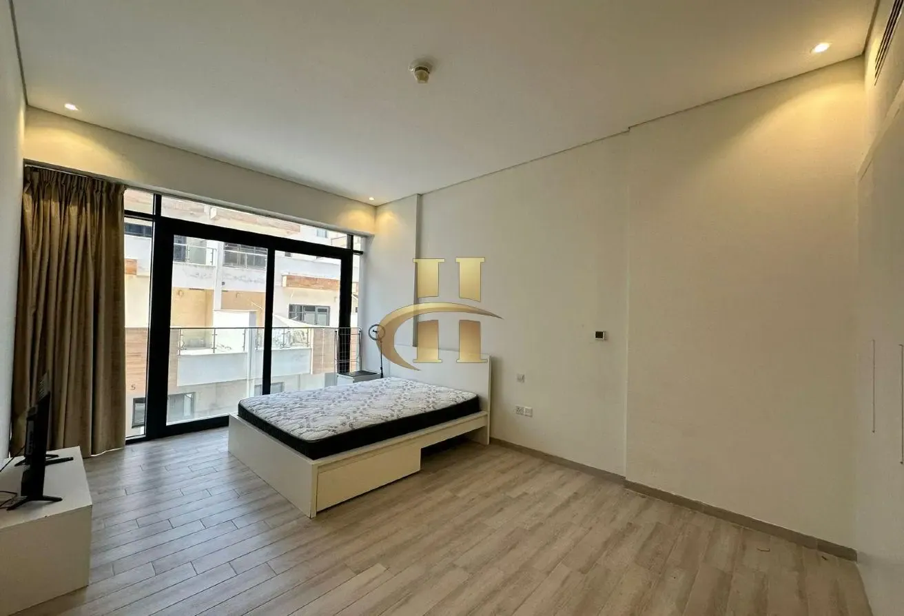 Fully furnished | Luxury living | Fitted Kitchen