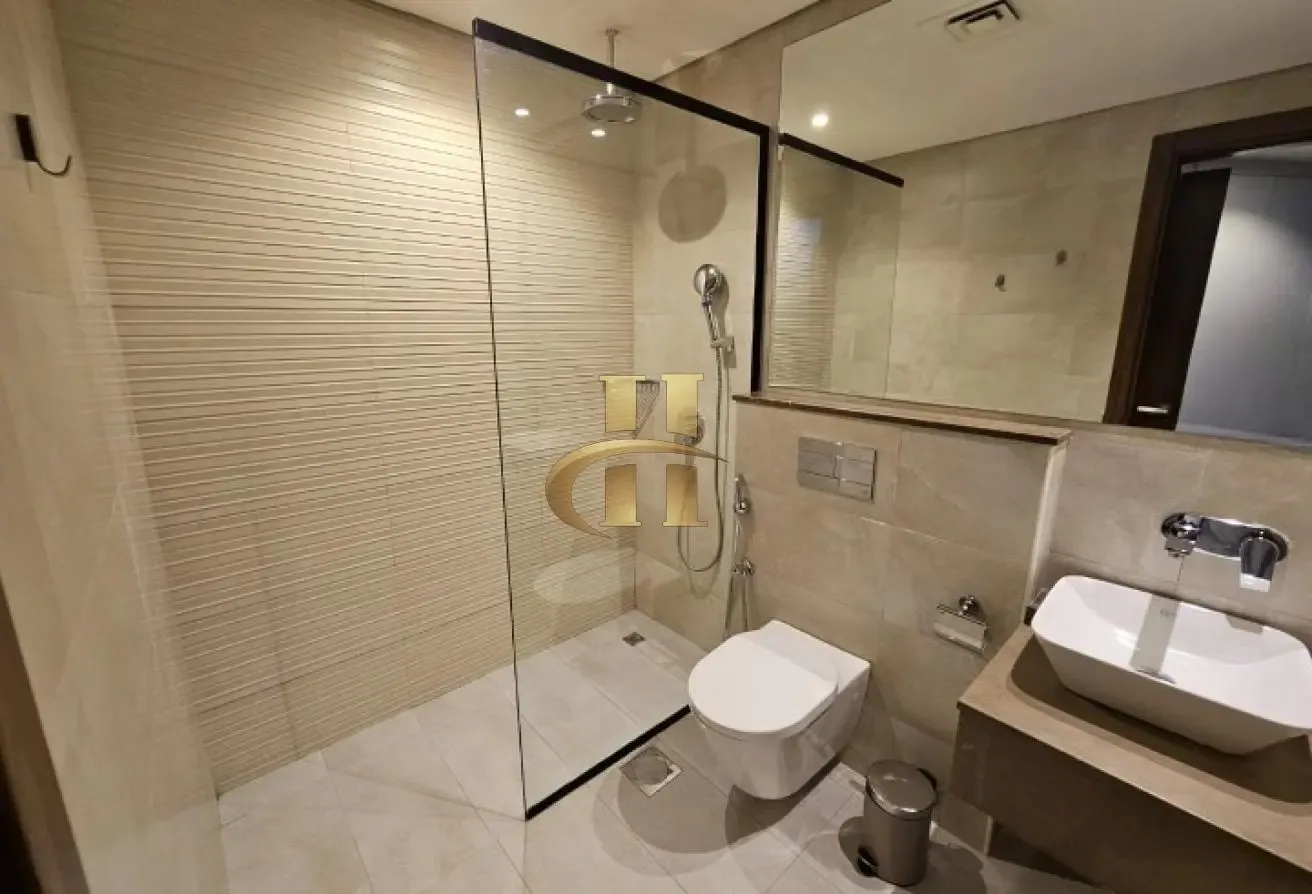 Massive 1 BHK | Fully furnished | Luxurious
