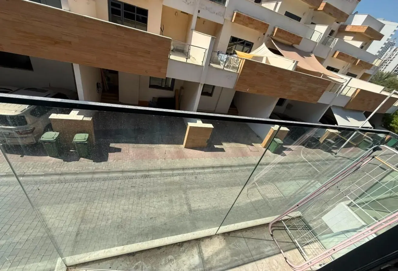 Studio Apartment | Park Vista JVC | Balcony & City