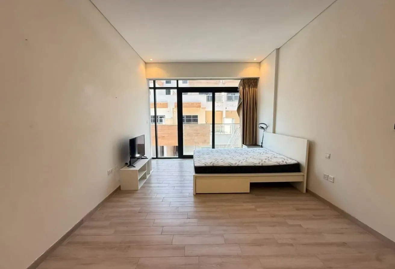 Studio Apartment | Park Vista JVC | Balcony & City