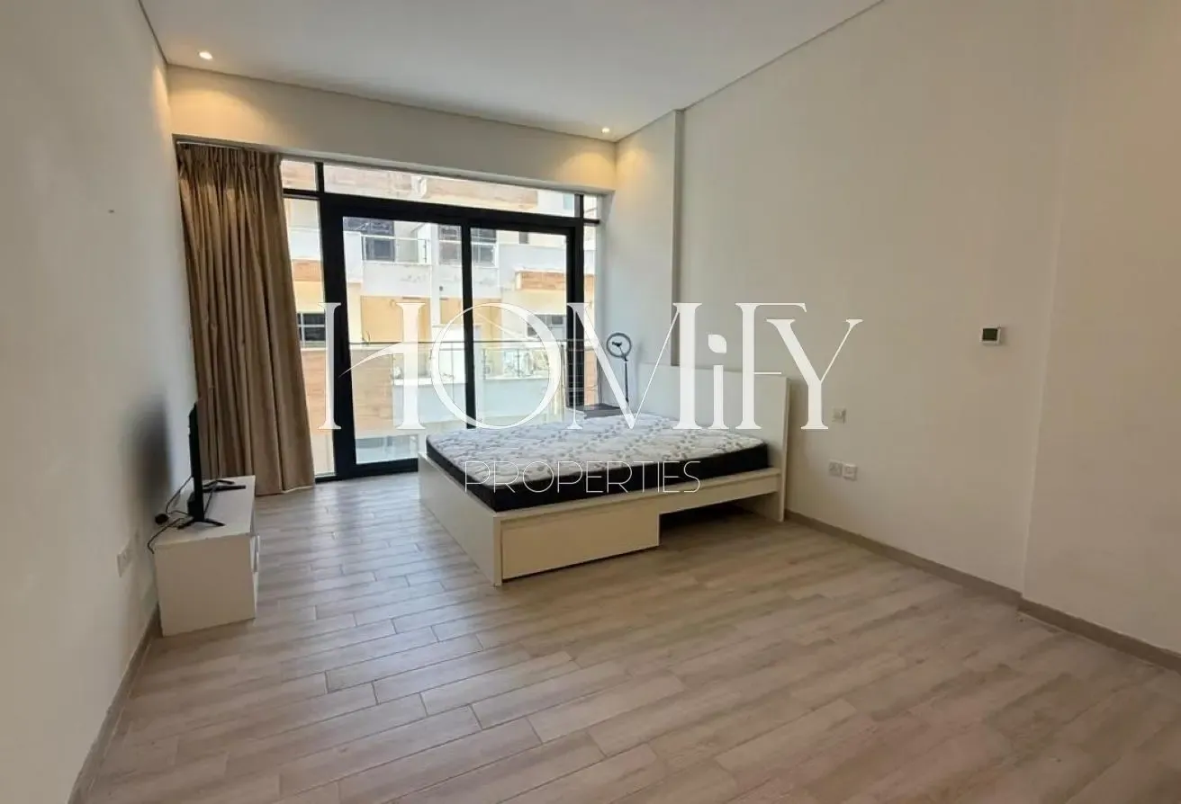Fully Furnished | Balcony | Vacant