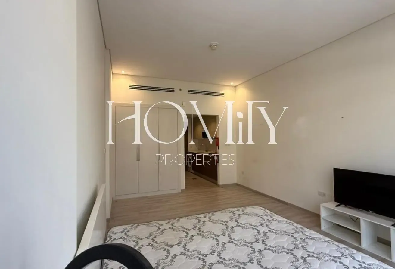Fully Furnished | Balcony | Vacant
