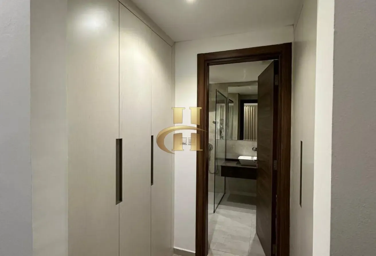 Fully Furnished | Spacious Layout | Park View