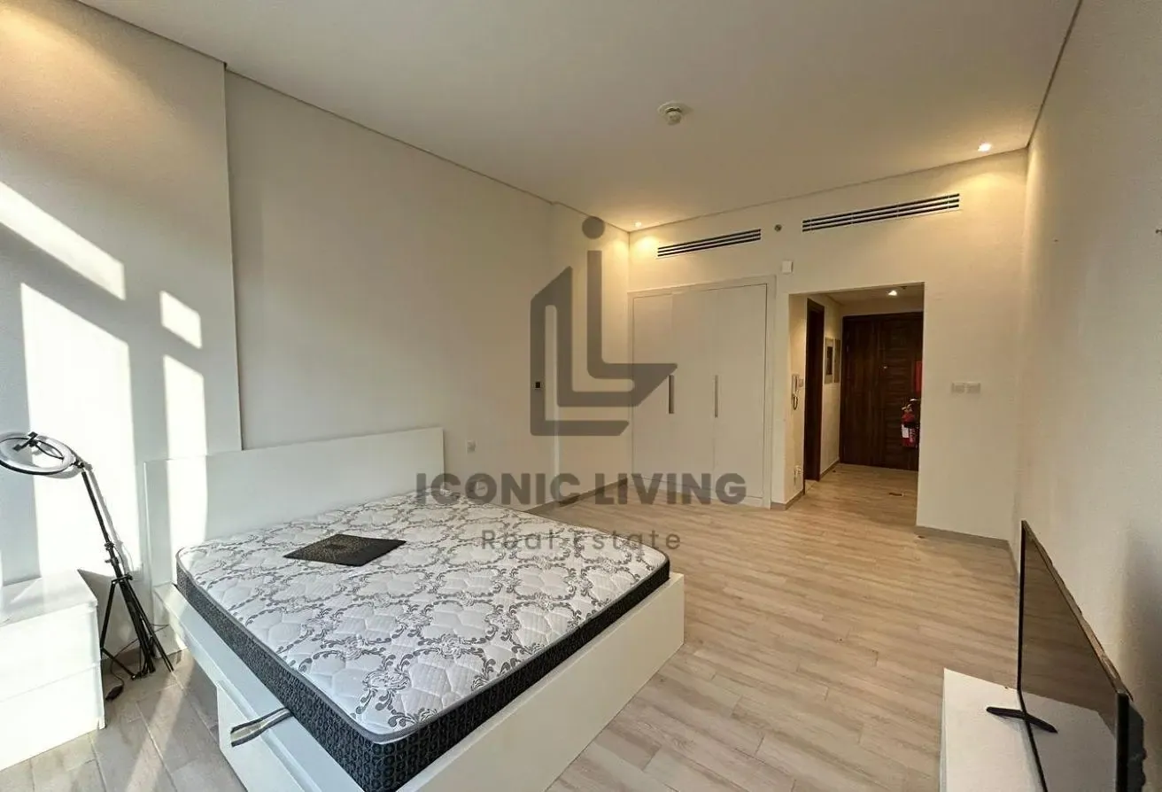 Elegant Fully Furnished Studio Apartment for Rent