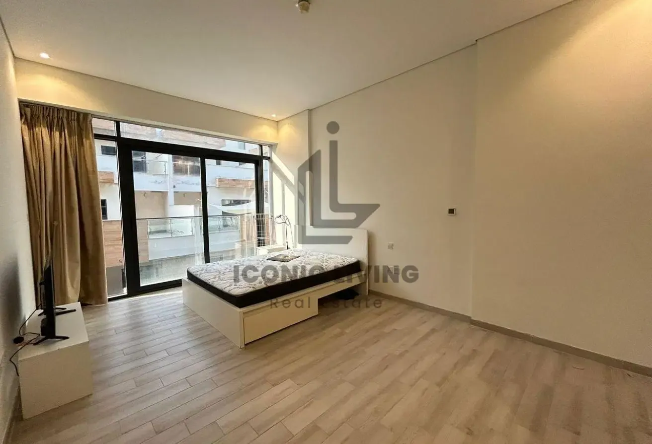 Elegant Fully Furnished Studio Apartment for Rent