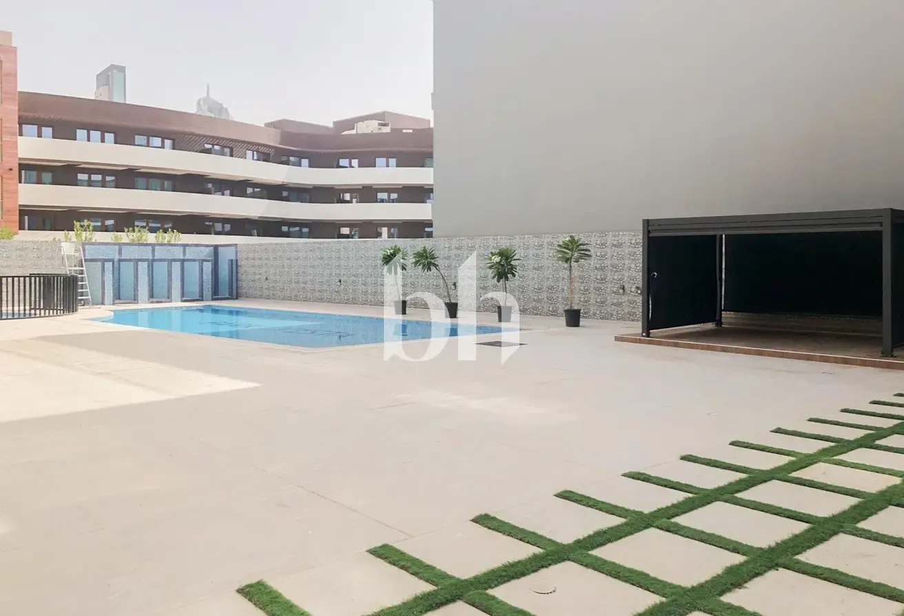 Pay up to 6 cheques | Furnished | With Balcony