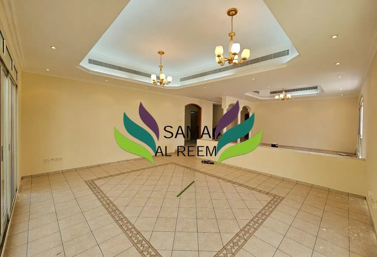Compound | 4 Bed +Maid Villa |Shared Pool | Garden