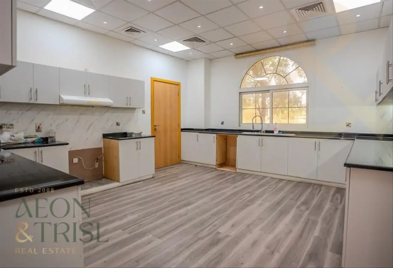6 Bed Standalone Villa | Ready to Move | Al Safa 2