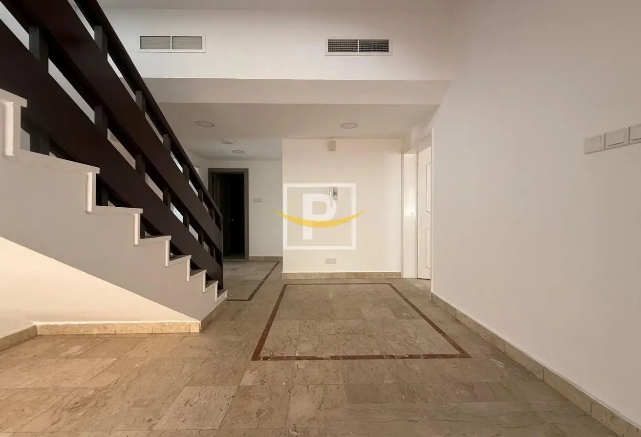 Independent 5BR | Private Garden | Fully Renovated Baths