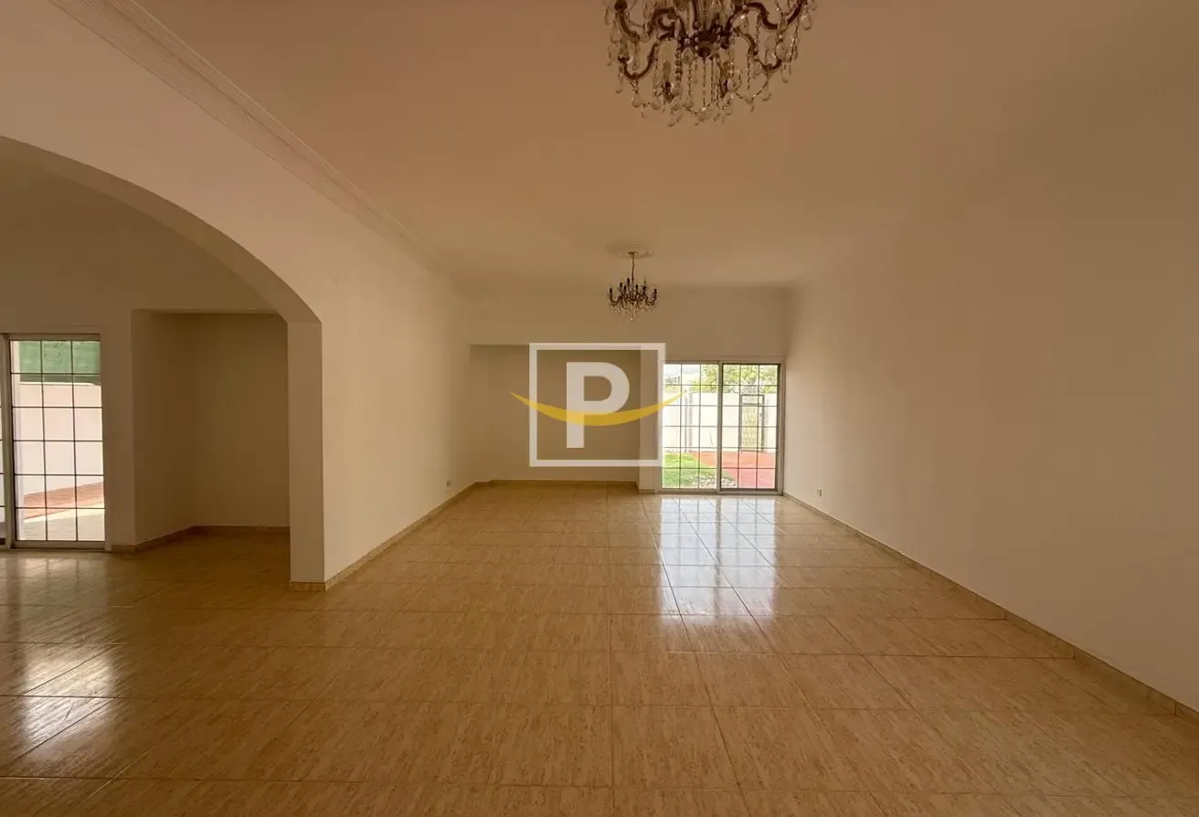 Independent 5BR | Private Garden | Fully Renovated Baths