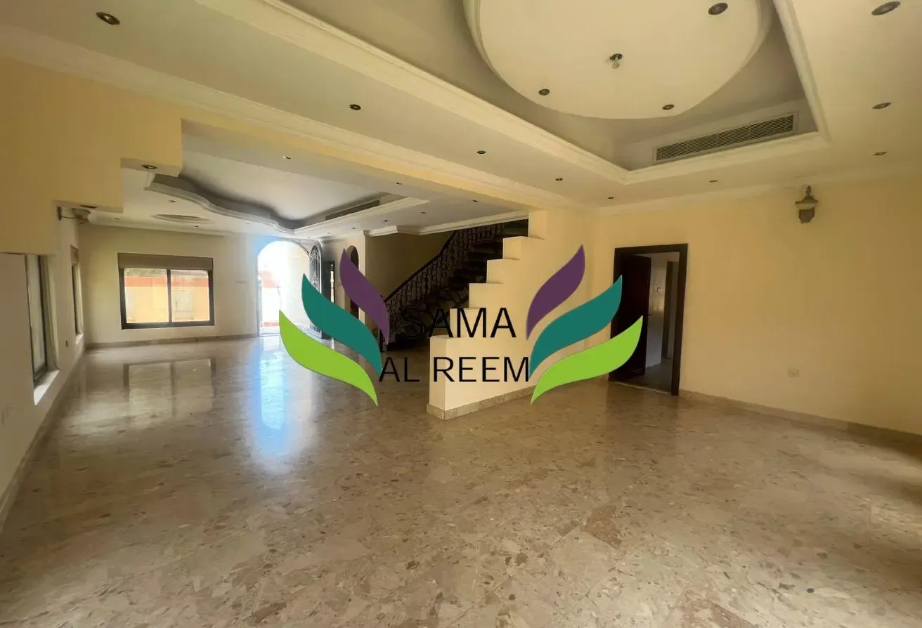 5 Bed Compound Villa |Shared Pool | Private Garden