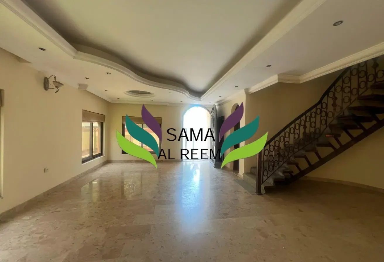 5 Bed Compound Villa |Shared Pool | Private Garden