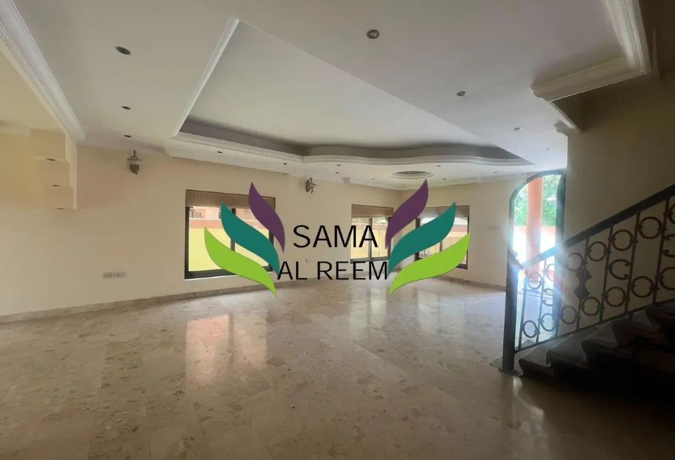 5 Bed Compound Villa |Shared Pool | Private Garden