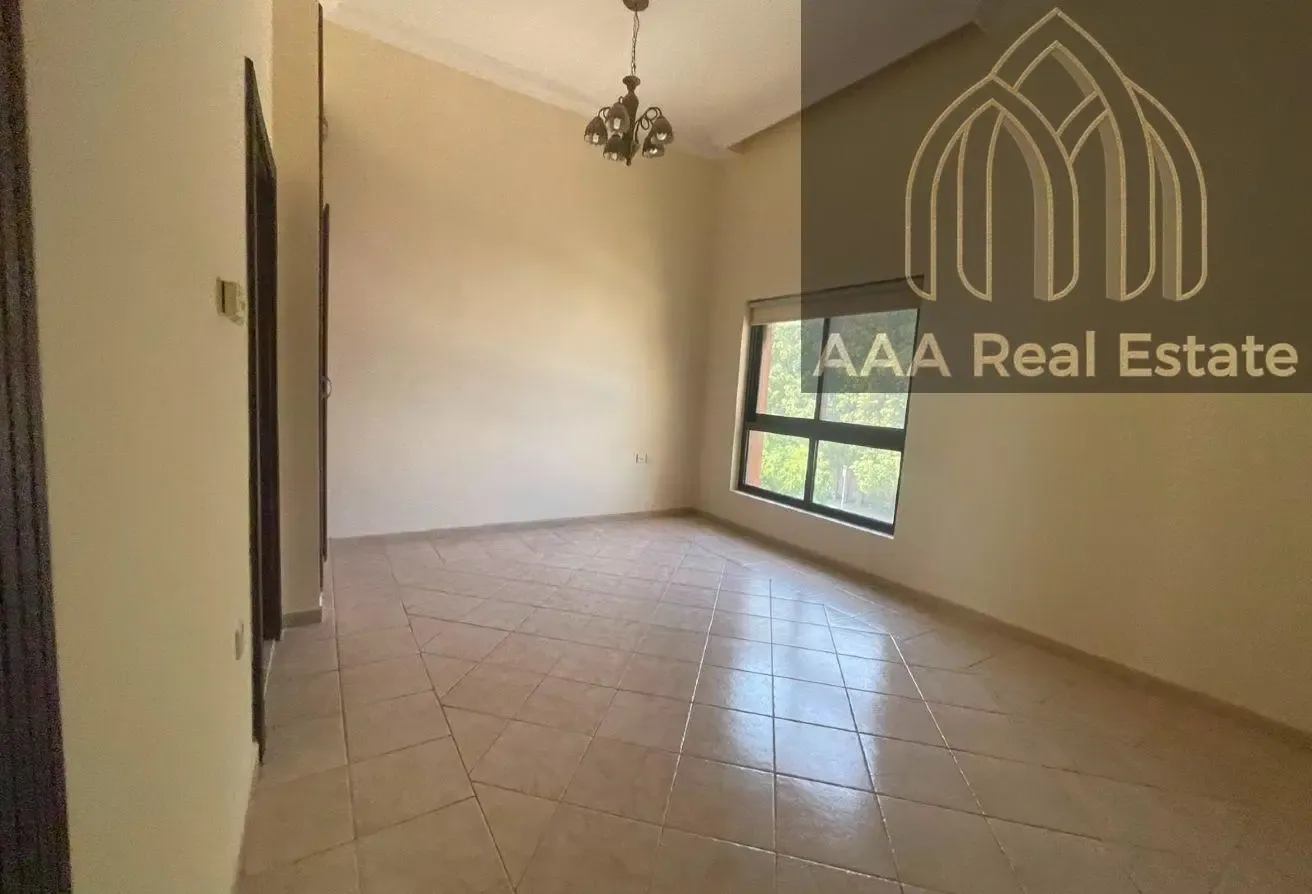 SWIMMING POOL | SPACIOUS GARDEN | PRIME LOCATION