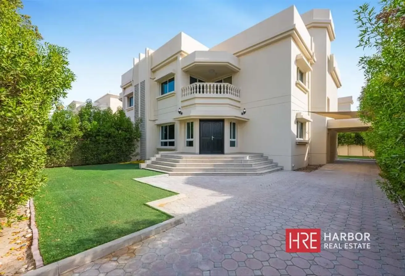 Spacious 5BR | Large Private Garden | Well Maintained