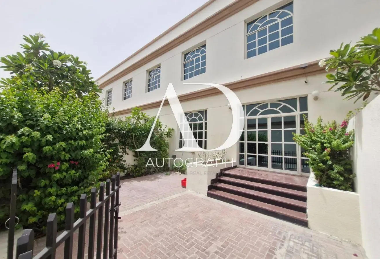 3 Bed Excellent Quality | Shared Pool | Compound