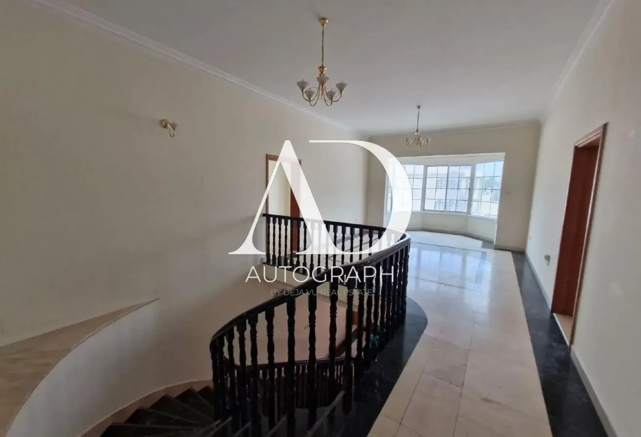 Independent Villa | 5 Bed | Private poo  | Garden