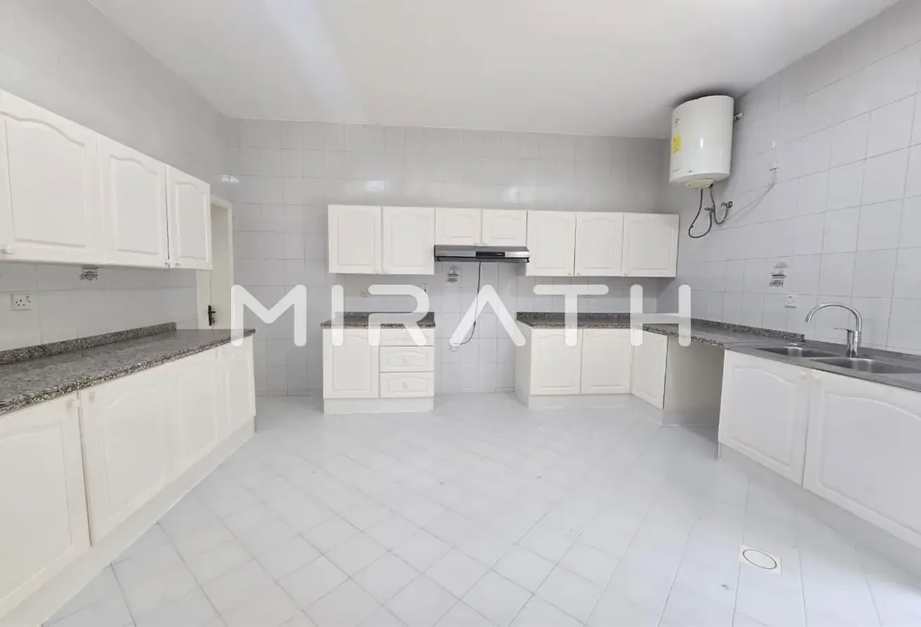 Large Private Garden| Peaceful Community| Premium