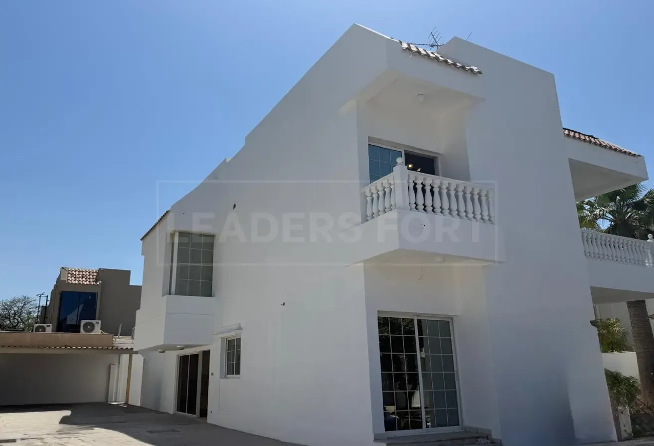 Grand 5BR Villa | Ready to Move In | Al Safa 2