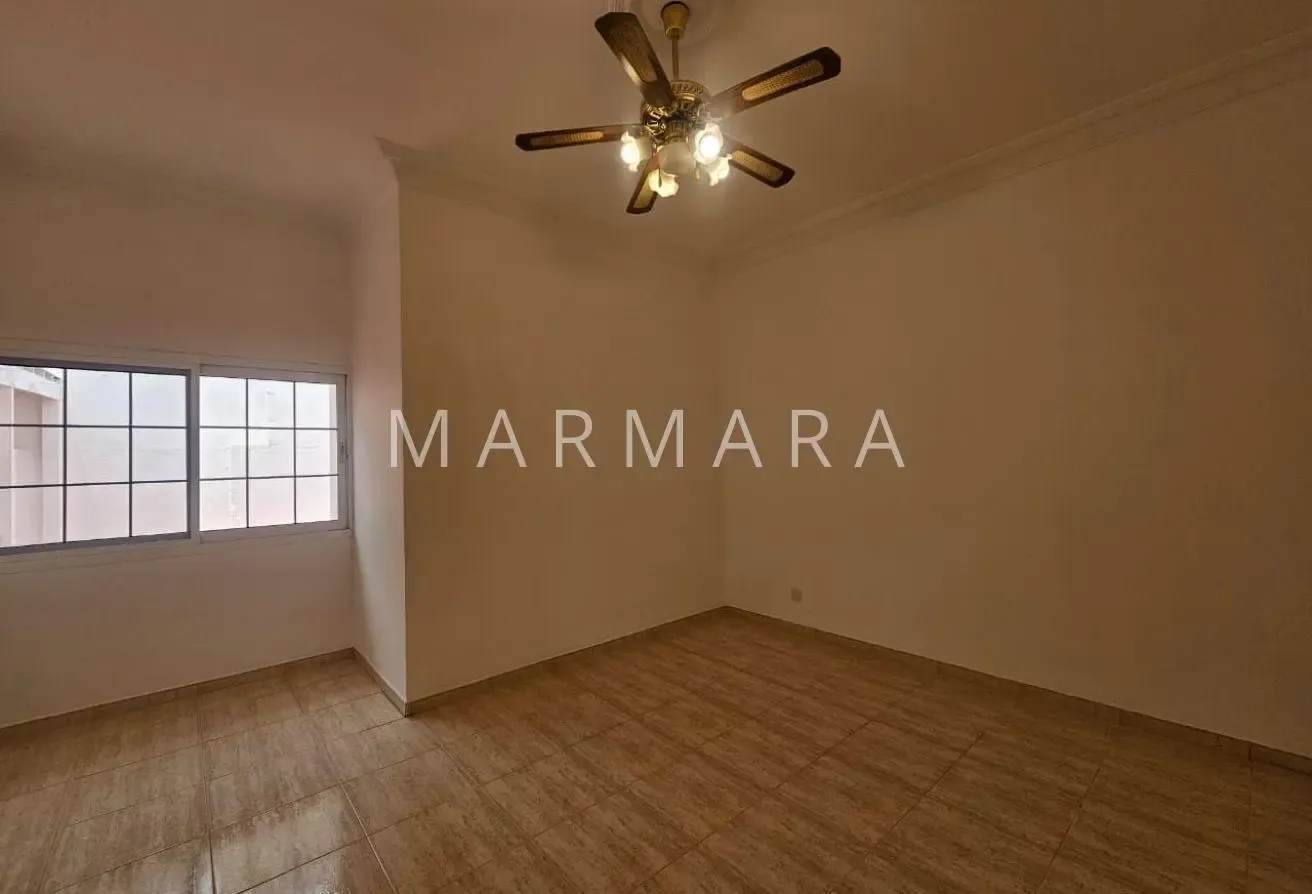 Renovated Independent villa | Garden | Top Locatio