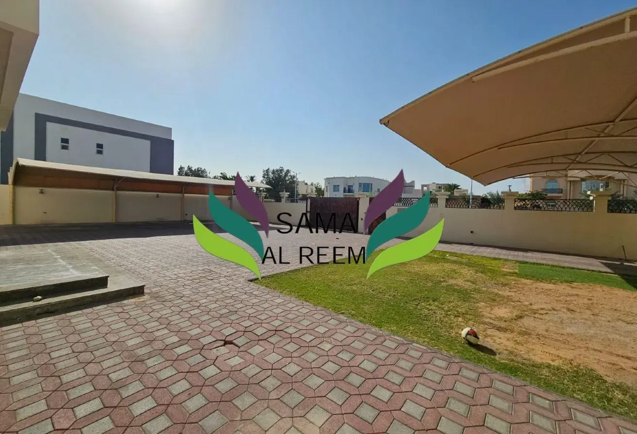Independent | 5 Bed +Maid Villa +Driver | Garden