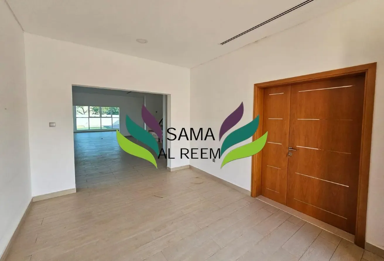 Independent | 5 Bed +Maid Villa +Driver | Garden