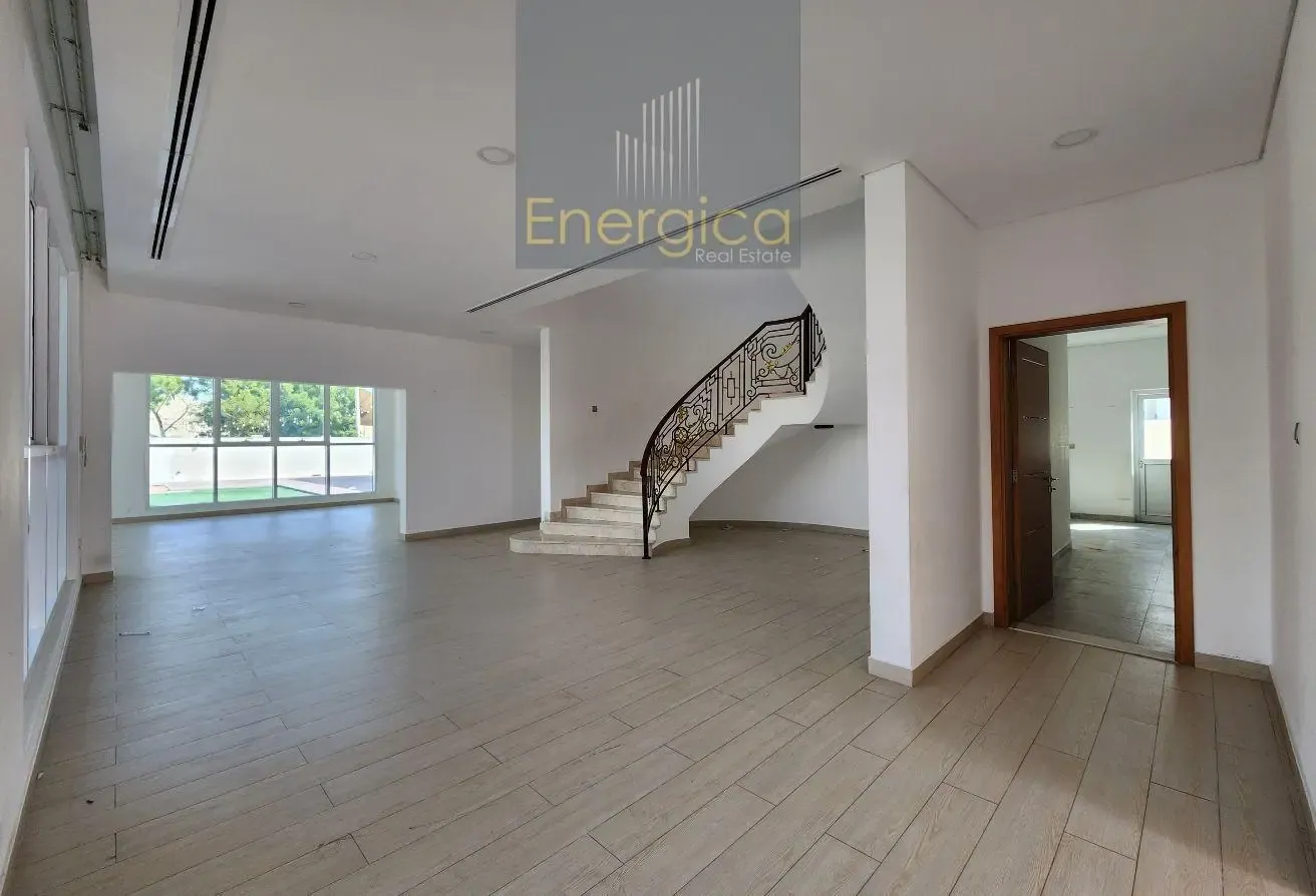 Standalone 5BR Villa | Large Garden | Near Mosque