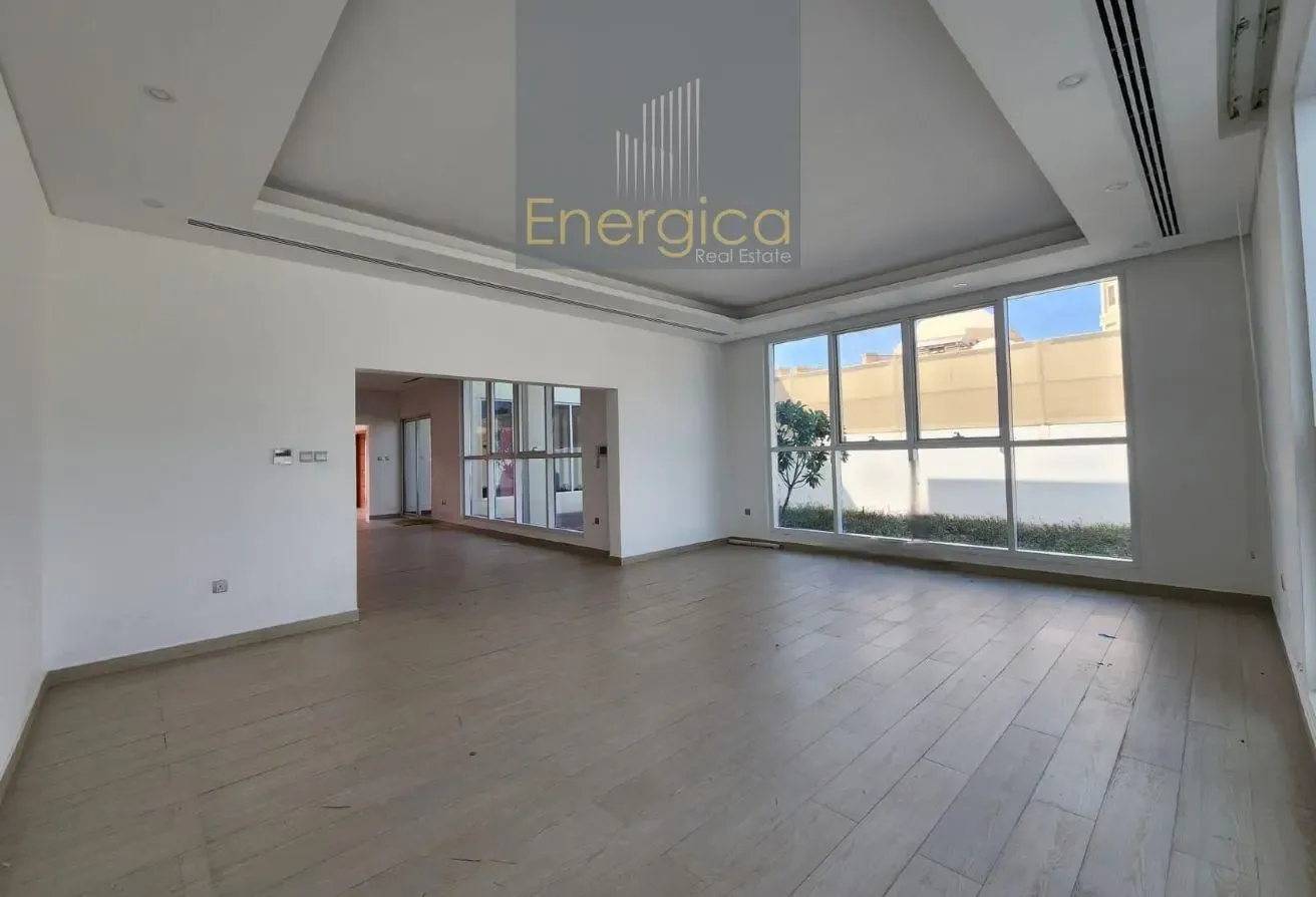 Standalone 5BR Villa | Large Garden | Near Mosque