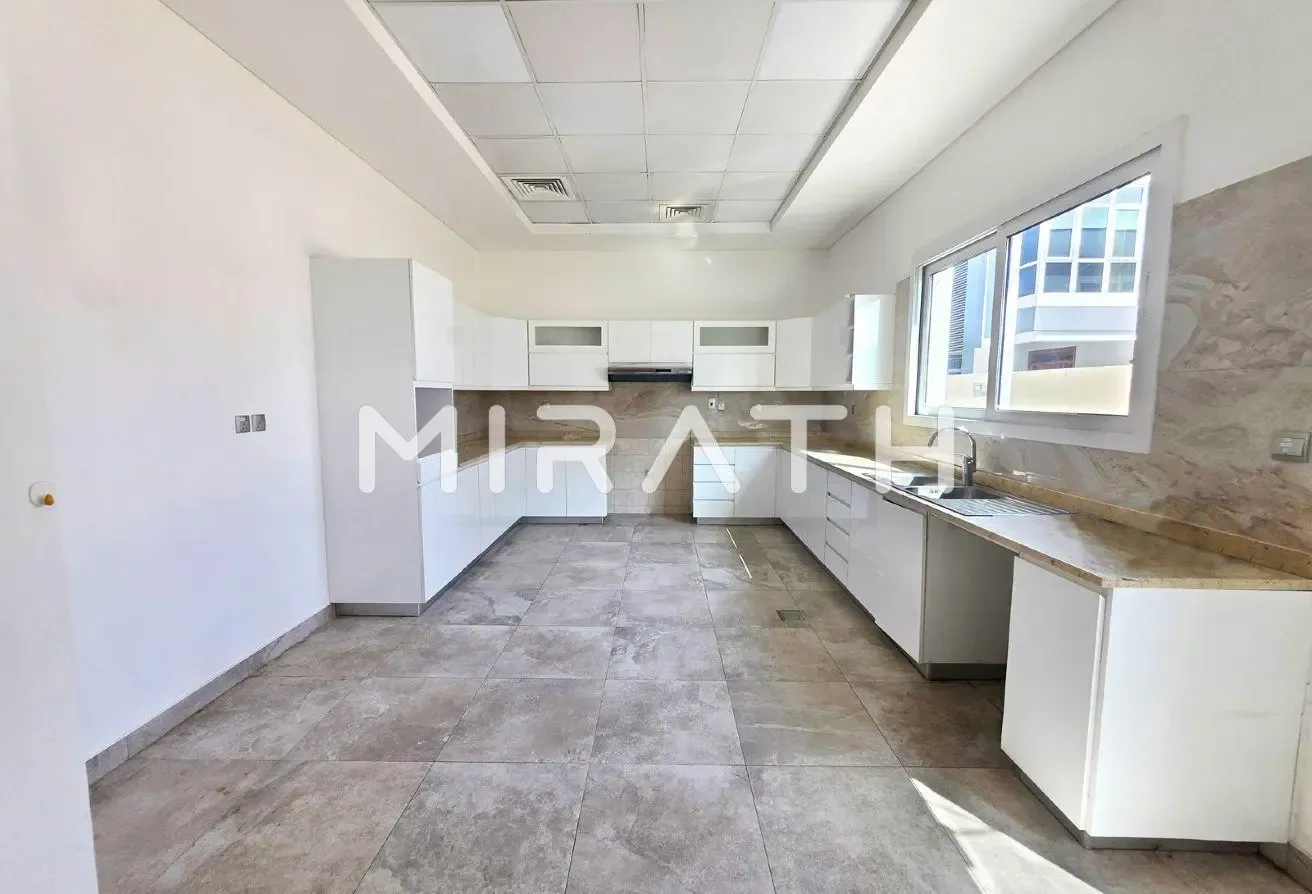 Independent Villa | Spacious Lawn | Premium