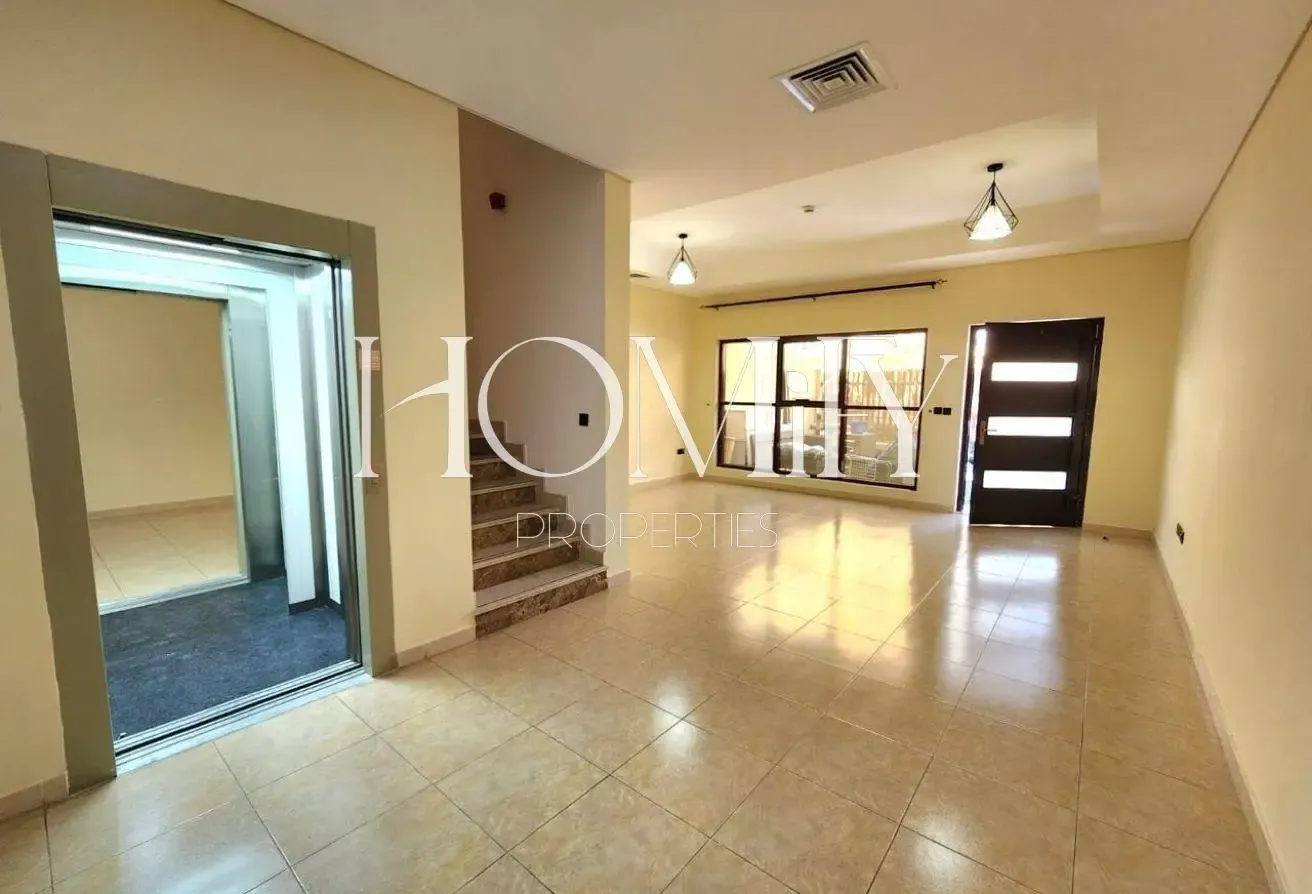 BIG LAYOUT | MAIDS ROOM | HOT DEAL