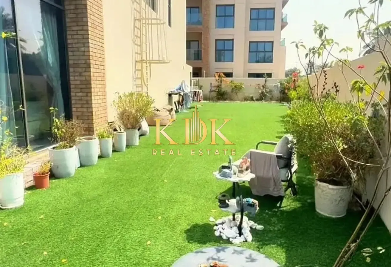 Lavish 4BR + Maid | Landscaped | Fully Furnished