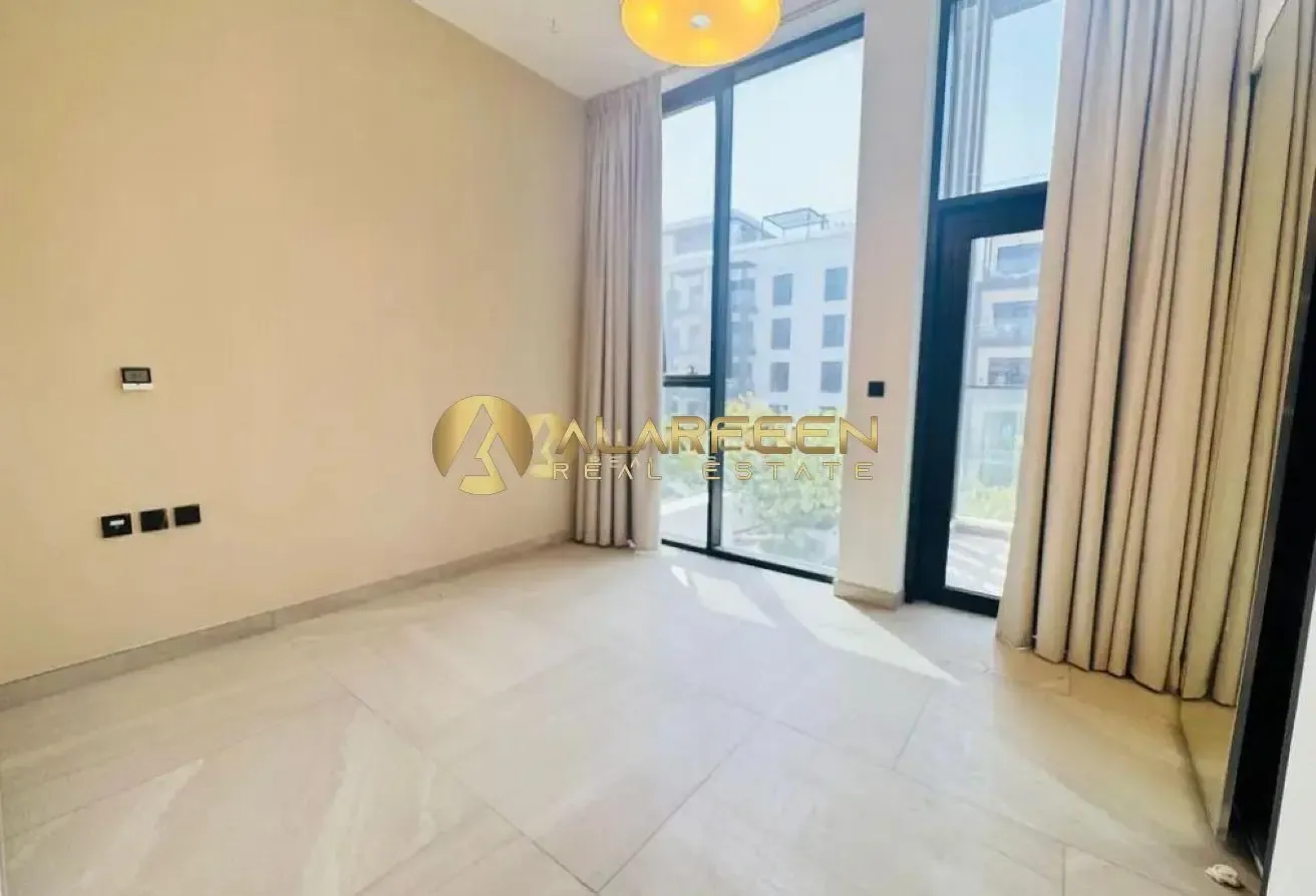 Pool & Elevator | Spacious Layout | 4BR+Maid