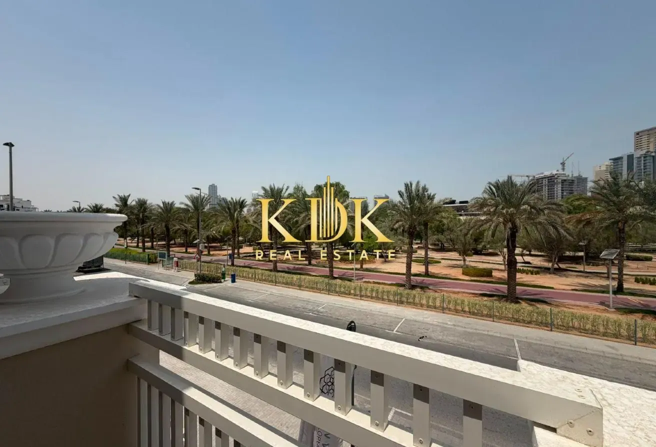 Brand New | Fitted Kitchen | Private Elevator