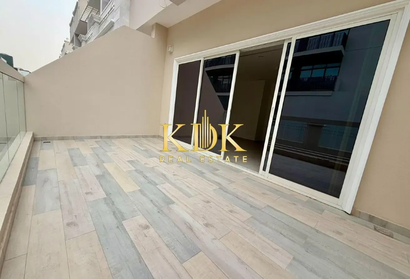 Brand New | Fitted Kitchen | Private Elevator