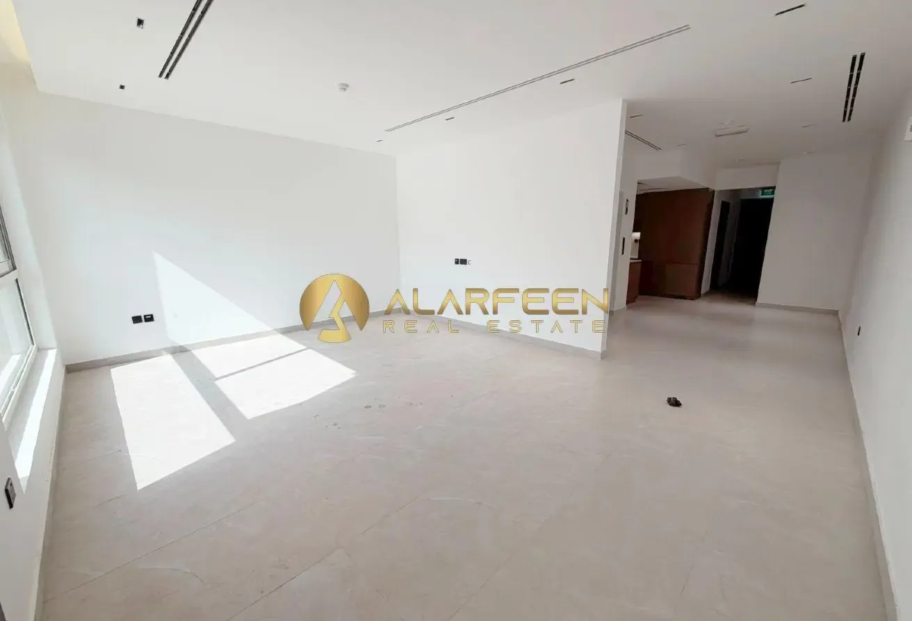 Brand New | Park Facing | Equipped Kitchen
