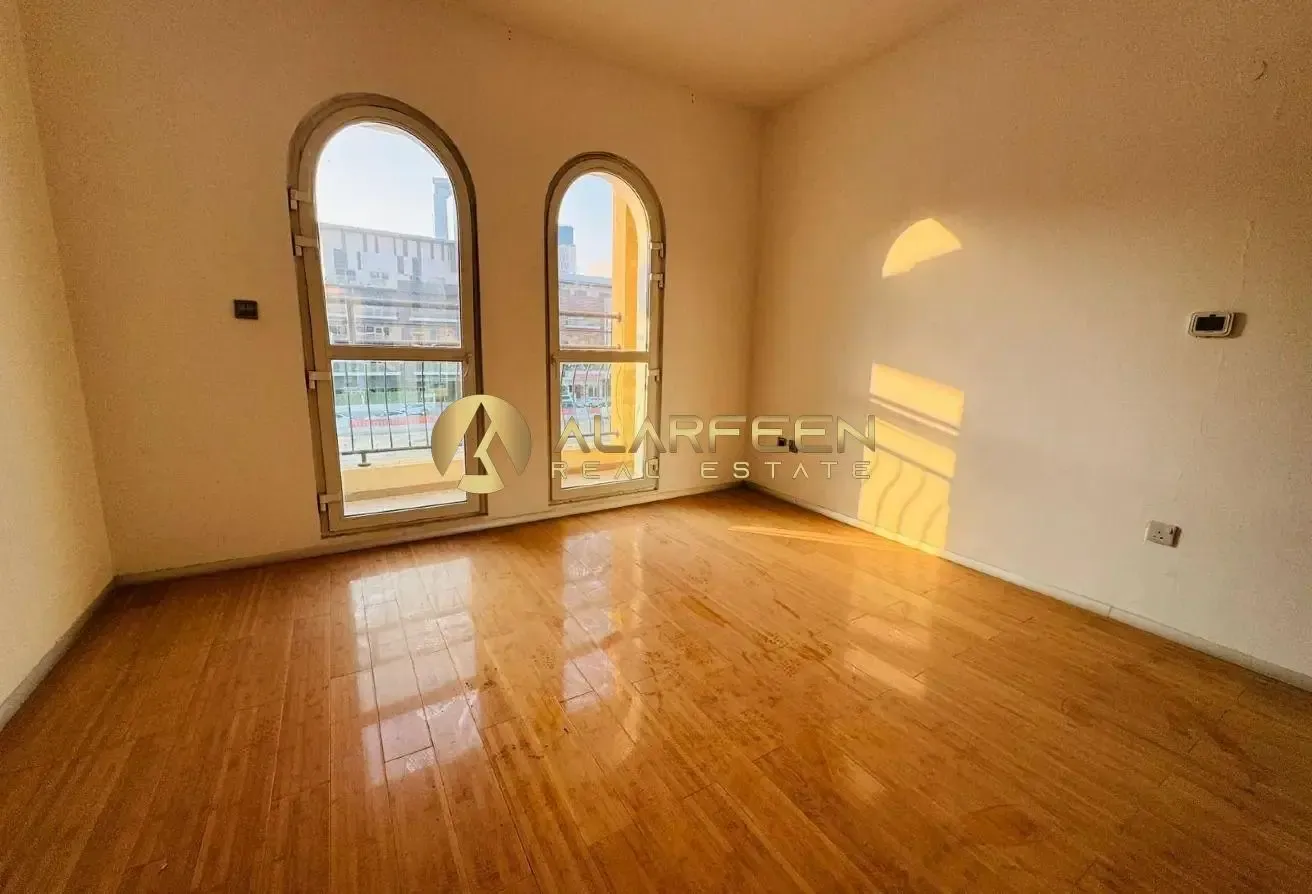 G+2 | Study Room | Well Maintained