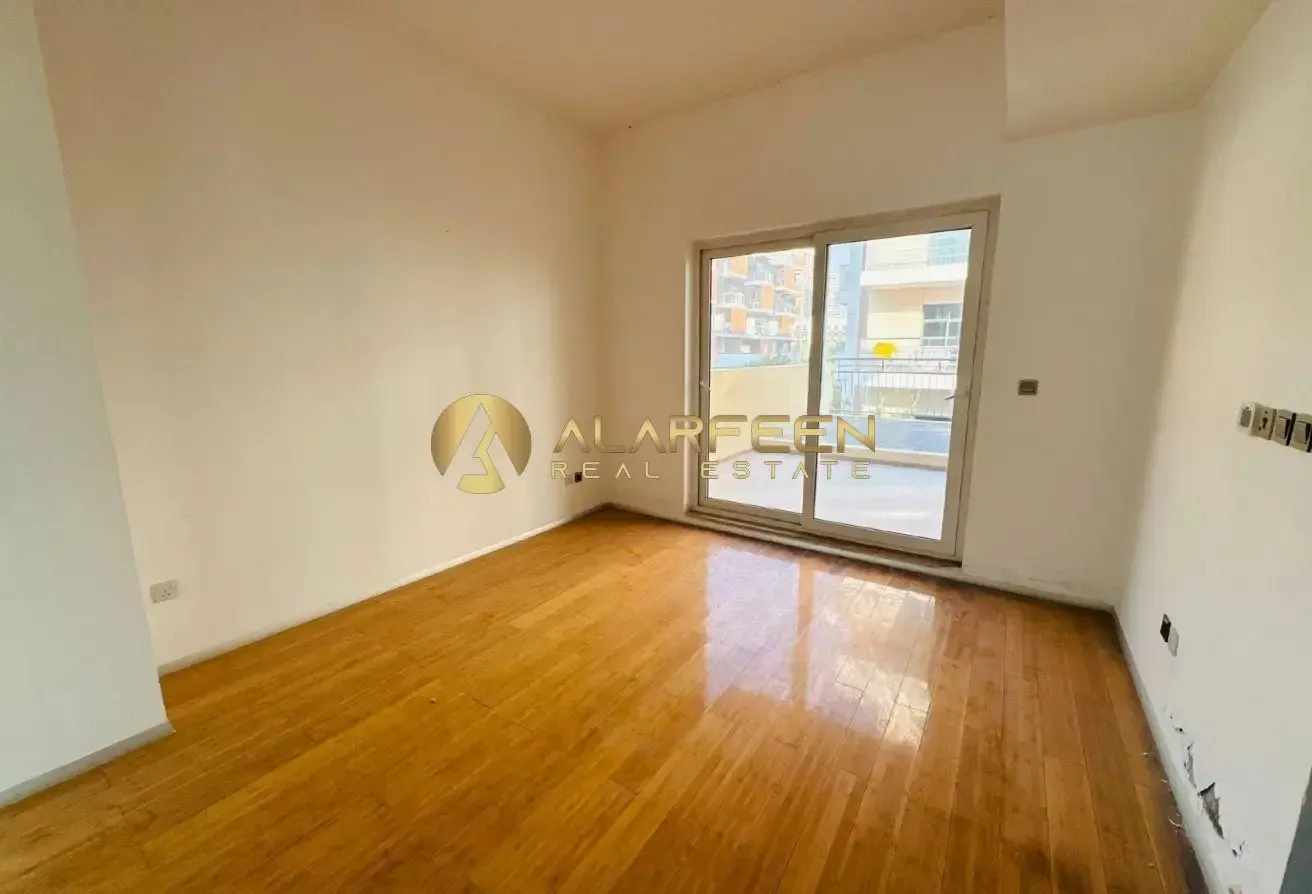 G+2 | Study Room | Well Maintained