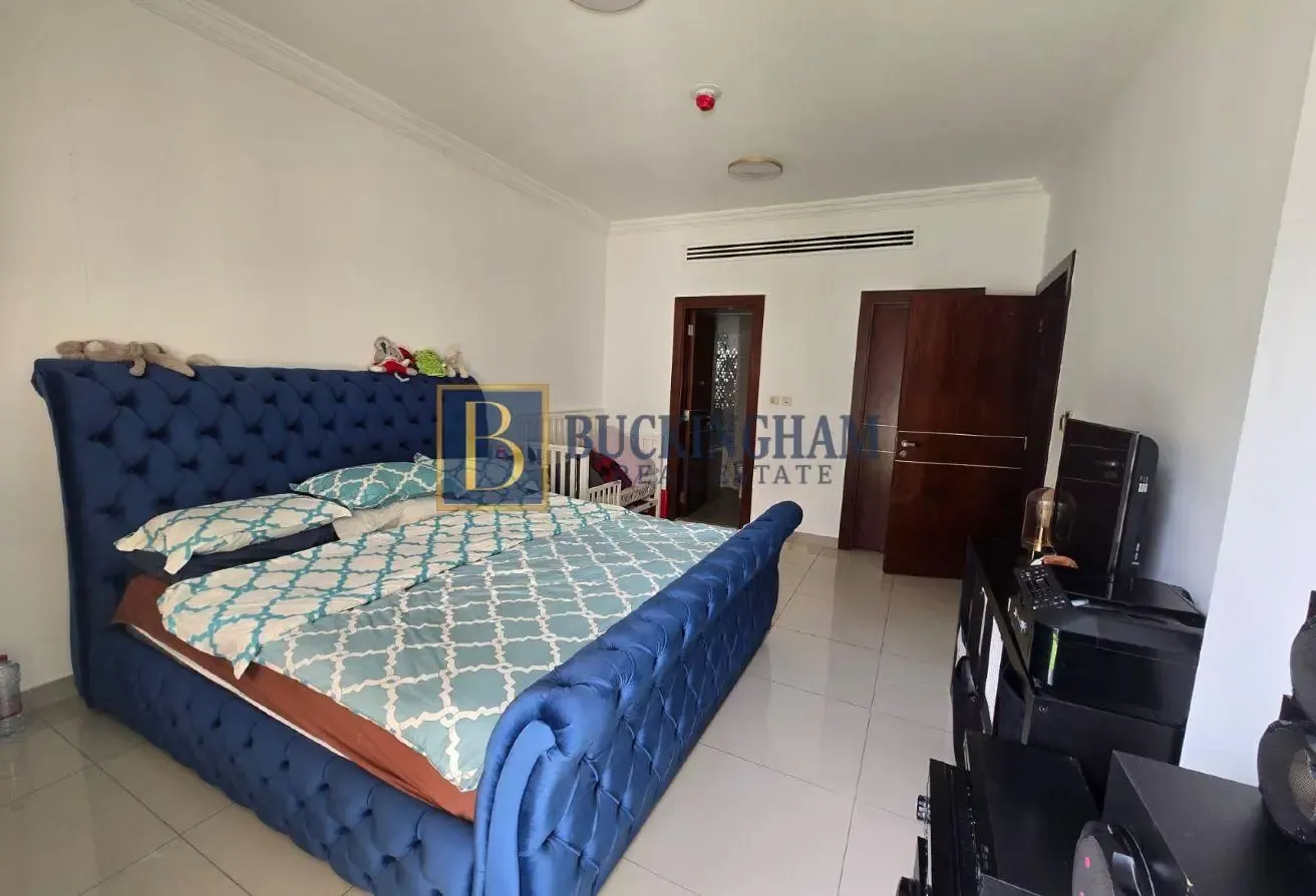 Next to Park I Upgraded 4BR++ |  4500 Sqft