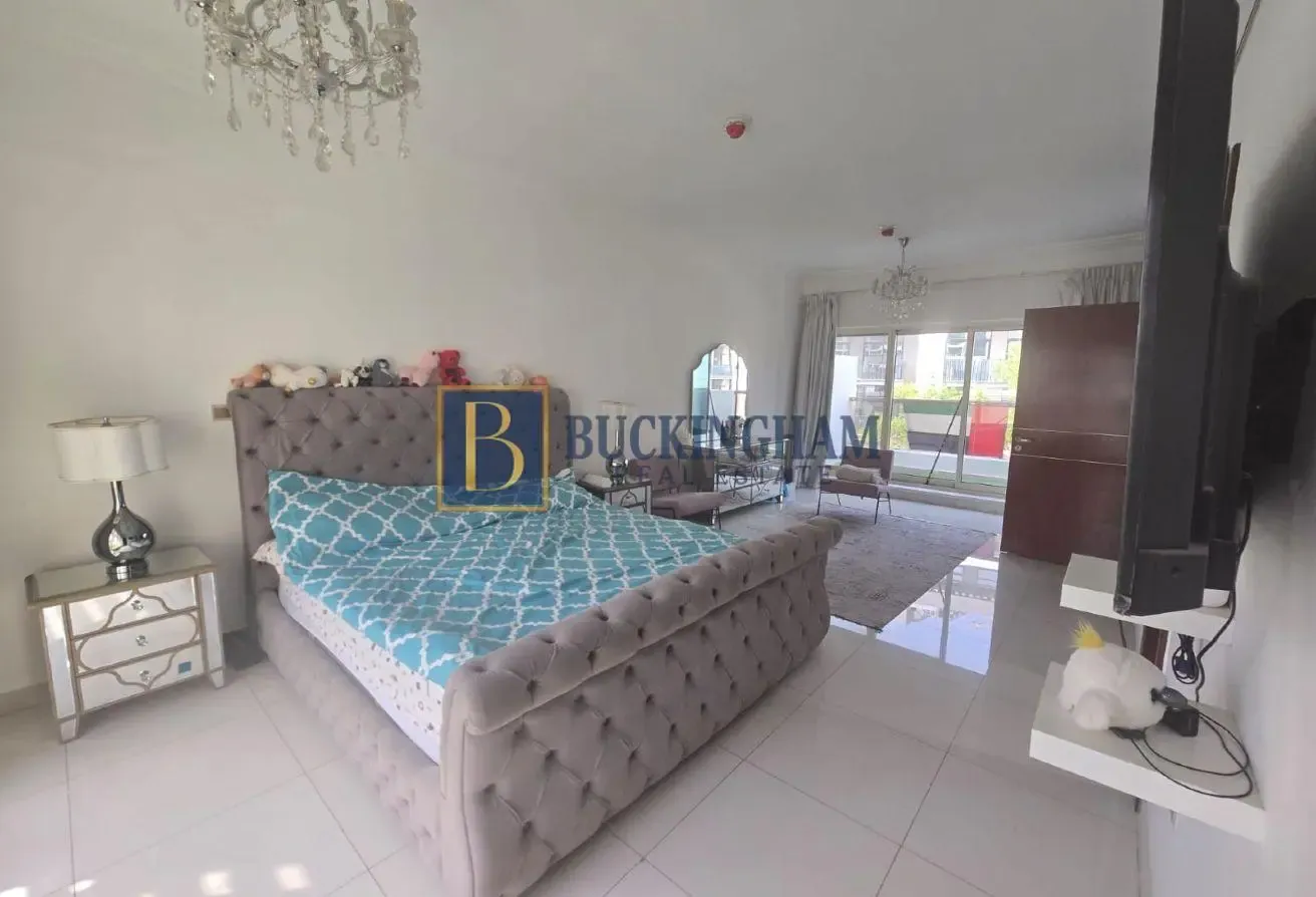 Next to Park I Upgraded 4BR++ |  4500 Sqft