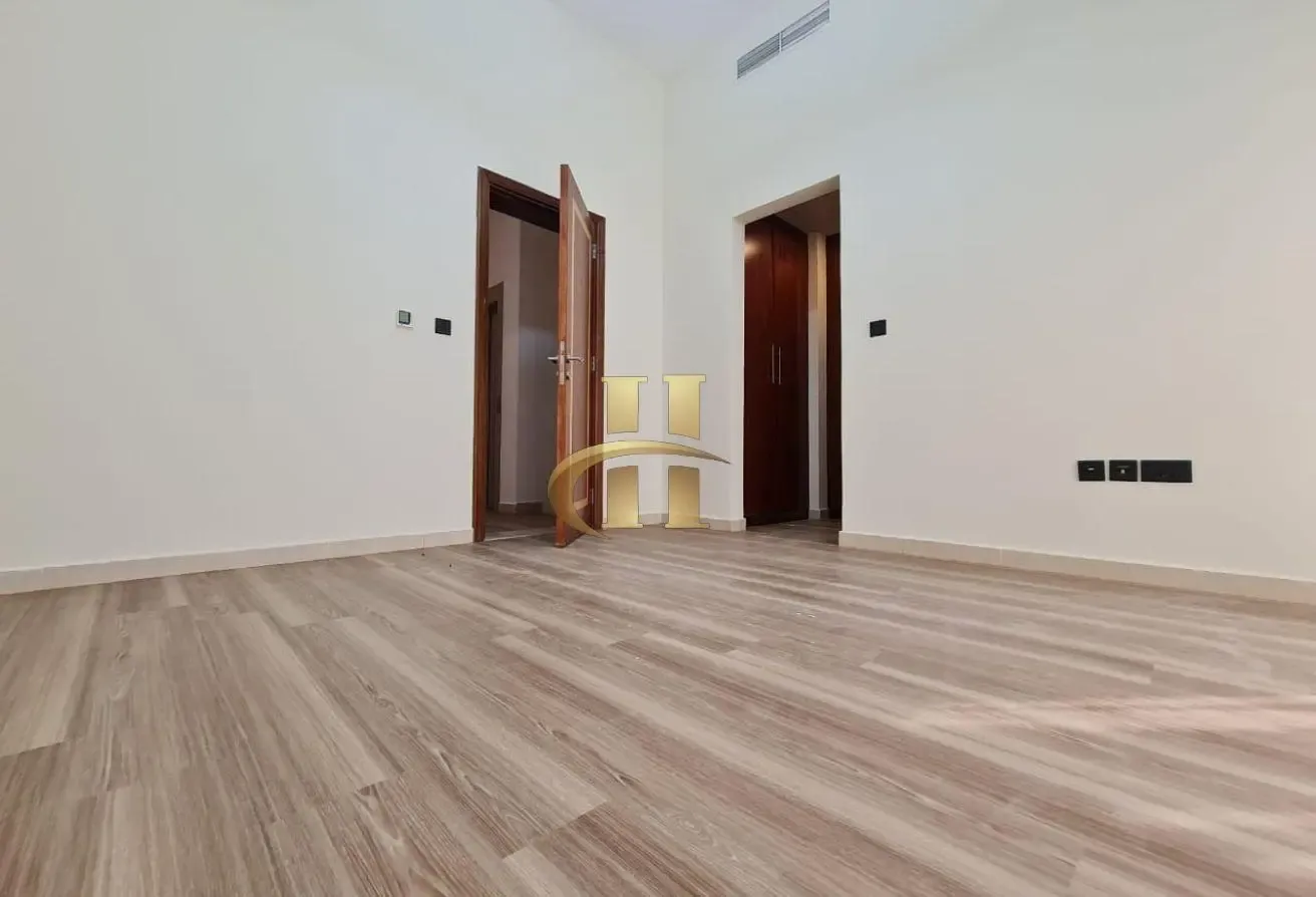 4 BR + Maid | Prime Location | Spacious |
